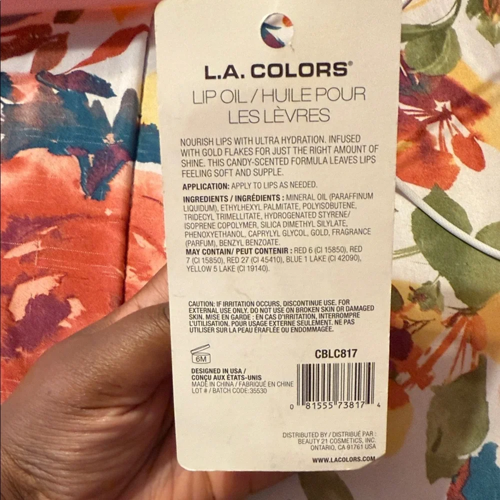 L.A. Colors Moisturizing Lip Oil - Pink with Gold Accents (Sweetie) - Picture 3 of 3